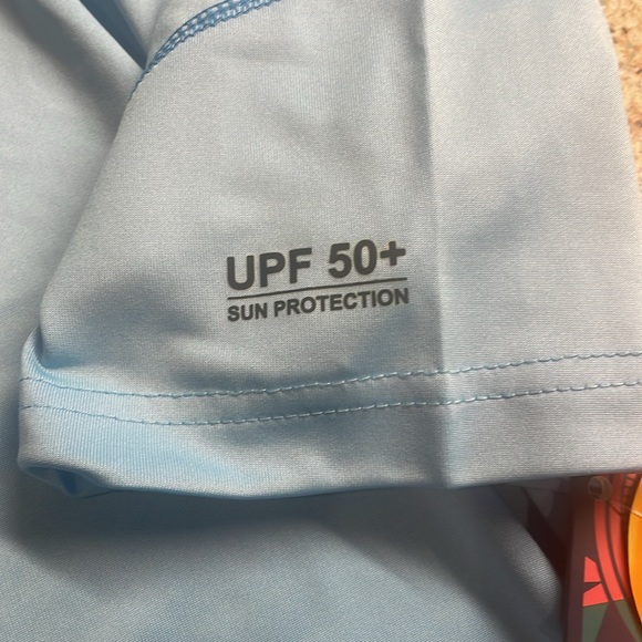 Weekender Rash guard performance athletic top aqua solar short sleeve sky blue S - Picture 7 of 10